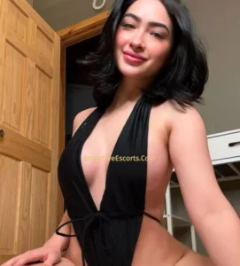 Julia Russian escorts call girl in Connaught Place, Delhi